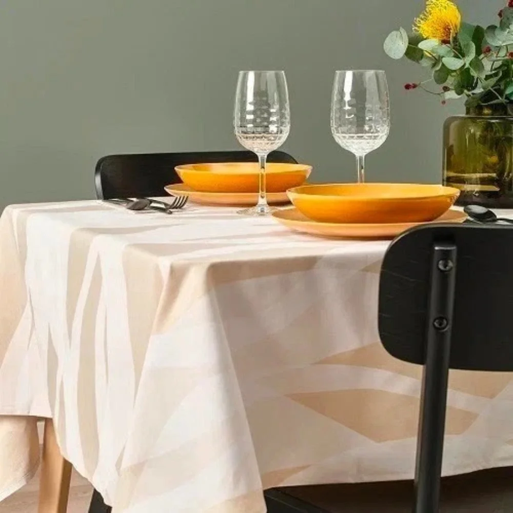 IKEA KRUSTISTEL Tablecloth White Light Beige Patterned 57
